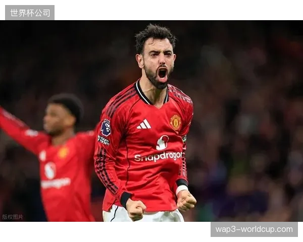 布鲁诺·费尔南德斯以20次助攻追平英超单赛季纪录，荣膺赛季最佳球员